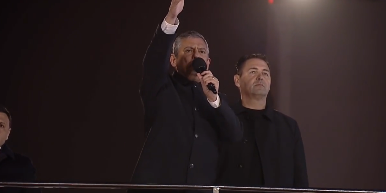 Akın Gürlek'e verilen süre doldu: Özgür Özel merakla beklenen belgeleri açıkladı