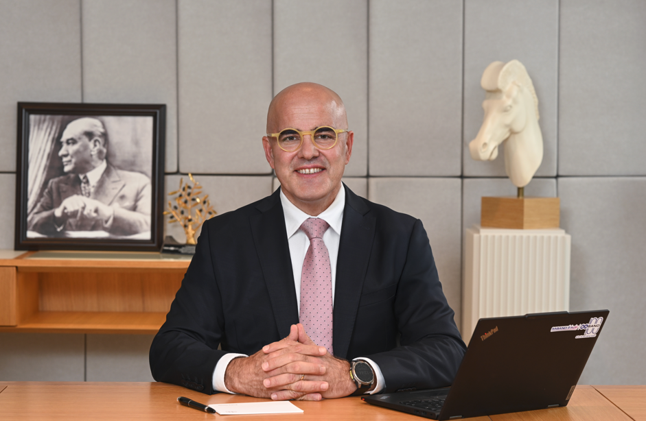 Sabancı ikinci yüzyılına yeni yönetim modeliyle giriyor