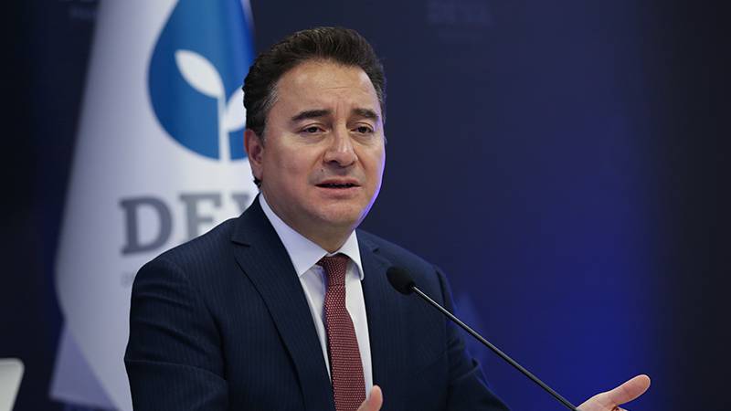 Ali Babacan'dan çıkış: Kumar yasaklansın!