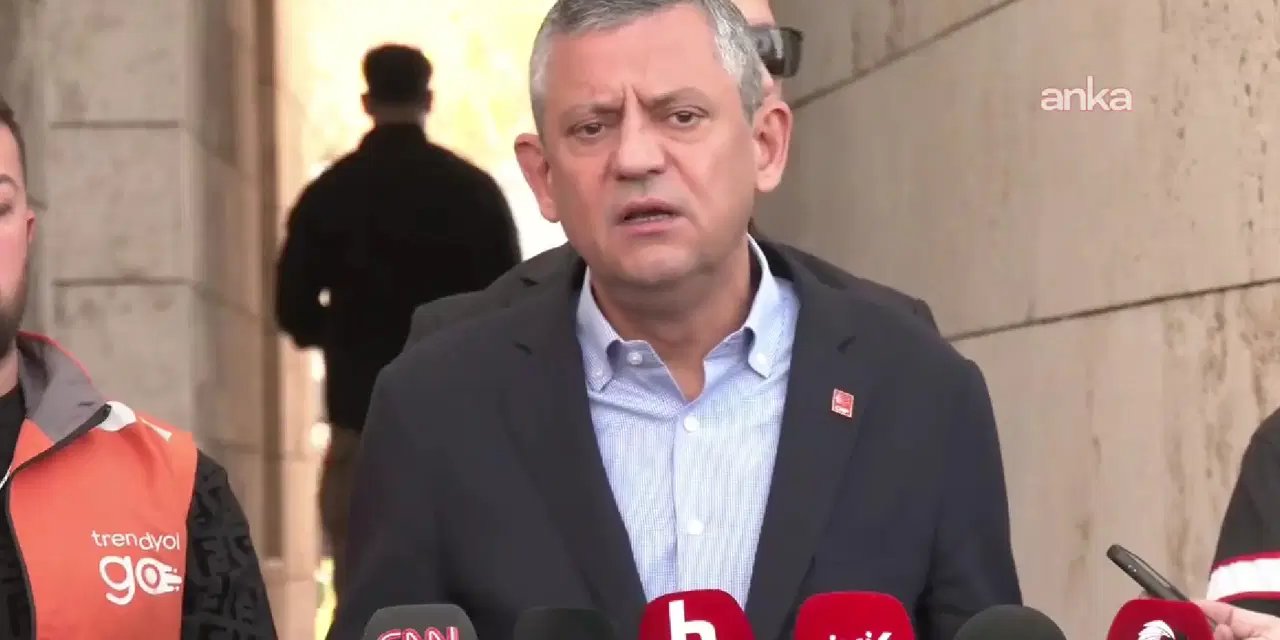 CHP lideri Özel'den Erdoğan'a yanıt: ‘Cuma mübarek gün, o ağzını bozduğunda neler söyledi saysam…’