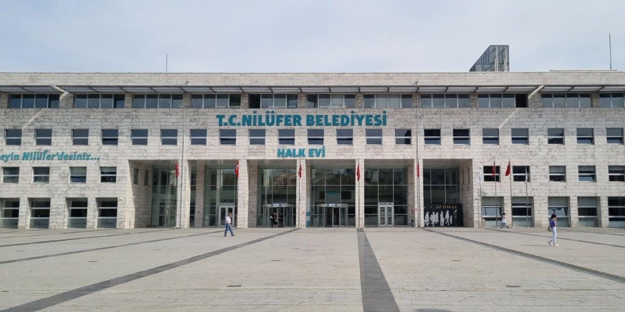 Bursa'da CHP'li belediyeye operasyon