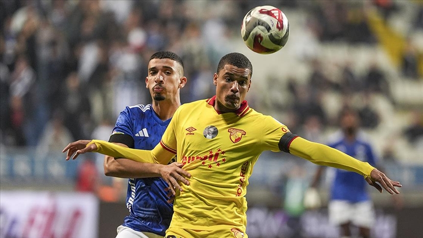 Göztepe, Kasımpaşa'yı iki farkla mağlup etti