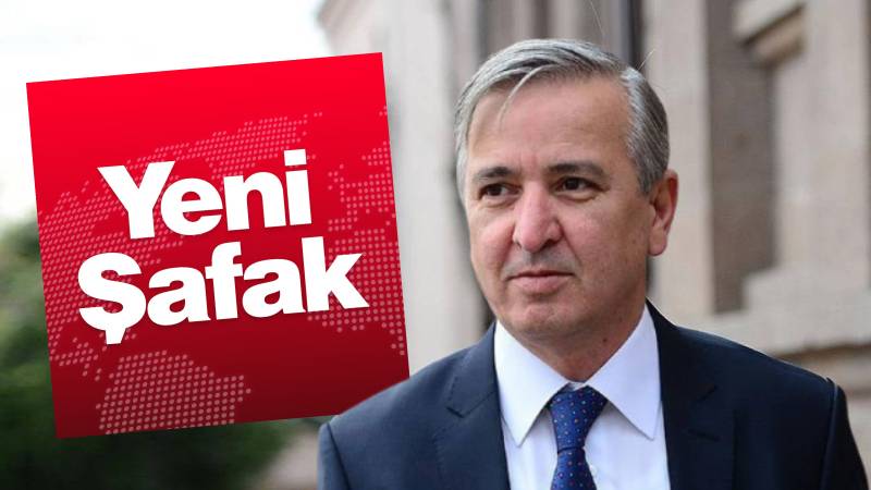 Erdoğan'ın eski metin yazarının Atatürk'e hakaret içerikli yazısı: Kaldırılmıştı, Yeni Şafak yazıyı tekrar yükledi