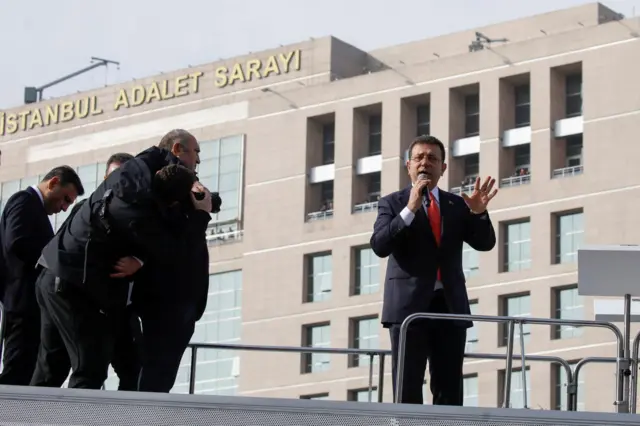 Yeni Şafak'a İBB iddianamesinin sızdırılması: CHP'den sert tepki geldi!