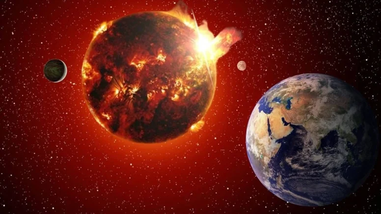 Güneş'te büyük patlama: Bugün ve yarına dikkat!