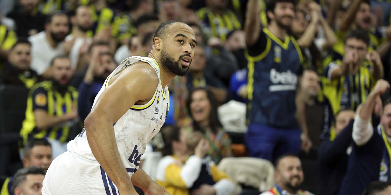 Fenerbahçe Beko Almanya'da Maccabi'yi mağlup etti