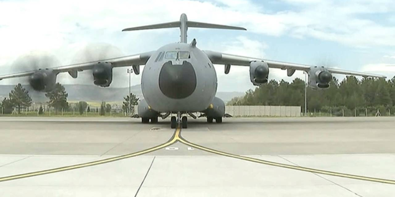 Yunan Hava Kuvvetleri'nin C-130 paylaşımına tepkiler yükseldi: Gönderiyi silip taziye yayımladılar