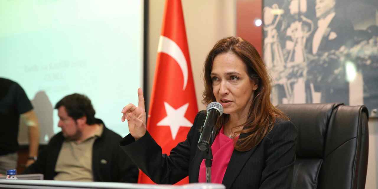 Ranta karşı çıktıkları için: Ses bombası attılar! evlerine gidip ailesiyle tehdit ettiler