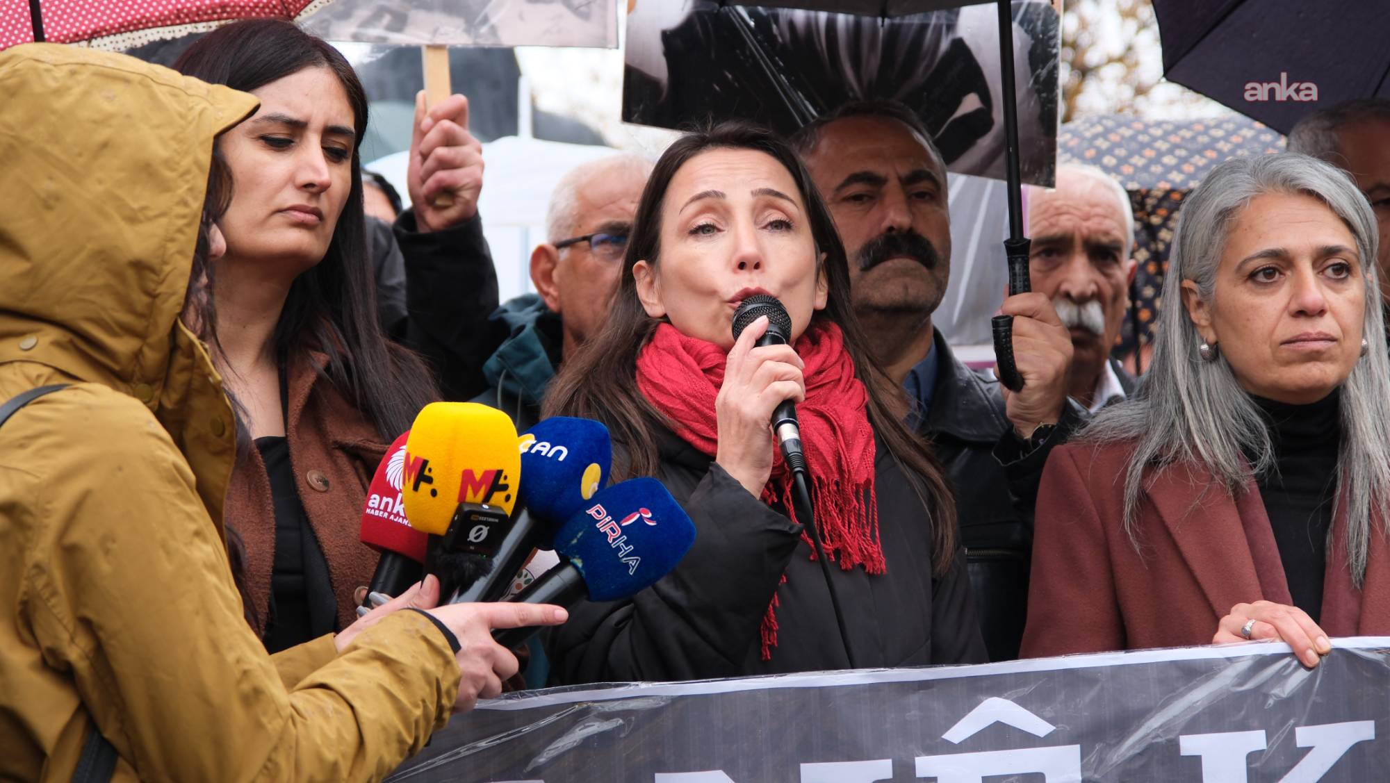 Tülay Hatimoğulları: Devletin Alevisi olmayacağız