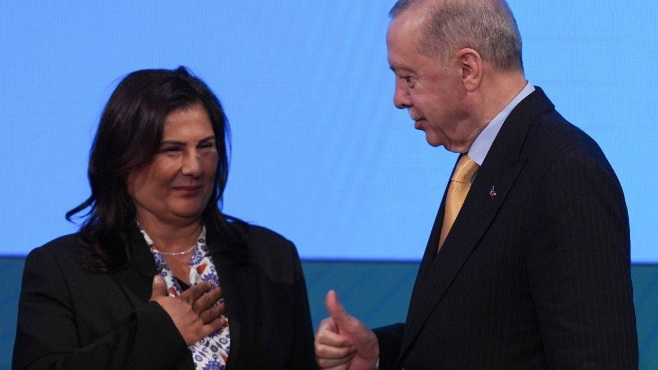 AKP'li Özlem Çerçioğlu'ndan CHP'lilere: Ay sizin paranız mı yok?