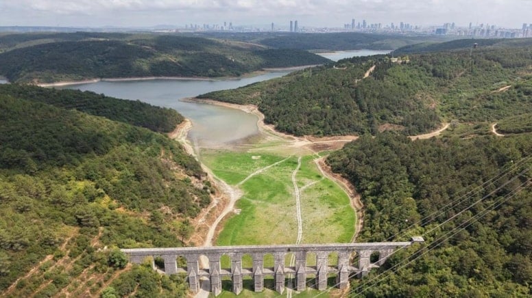 İstanbul'un kaç günlük suyu kaldığını açıkladı