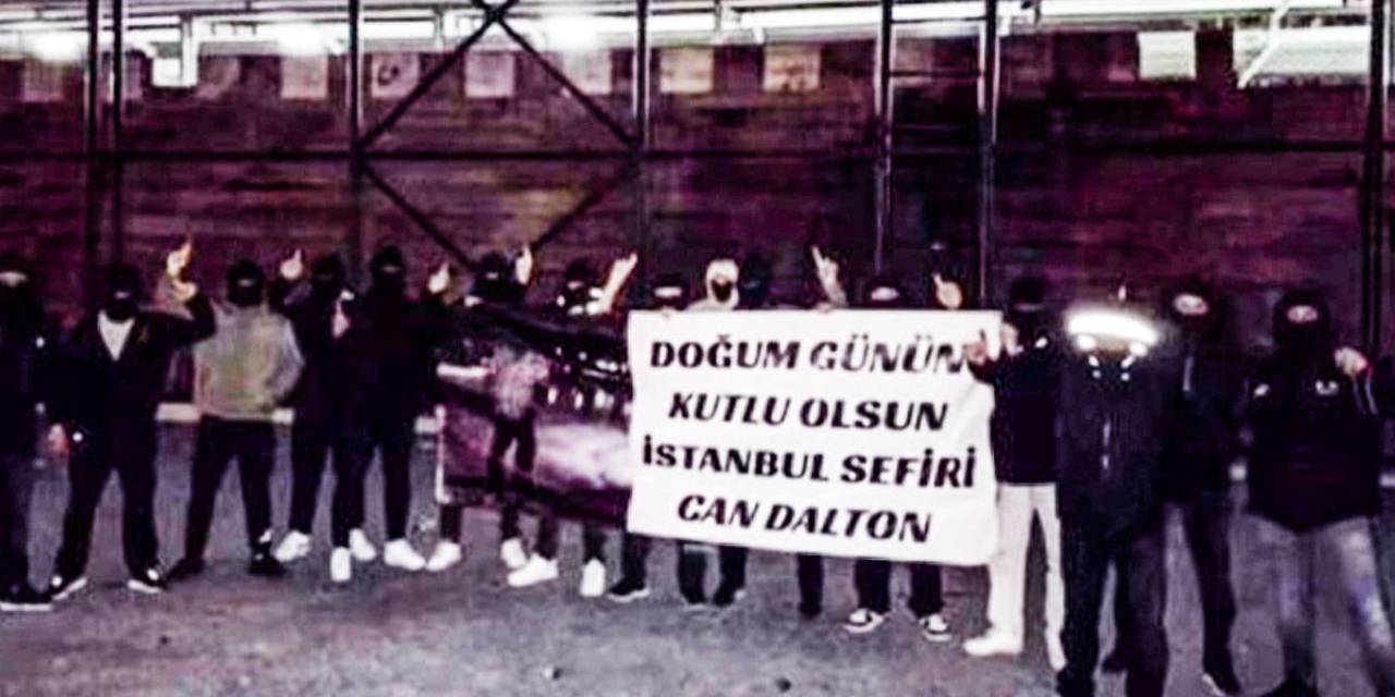 Çete lideri için sokağa çıktılar: Doğum gününü kutladılar