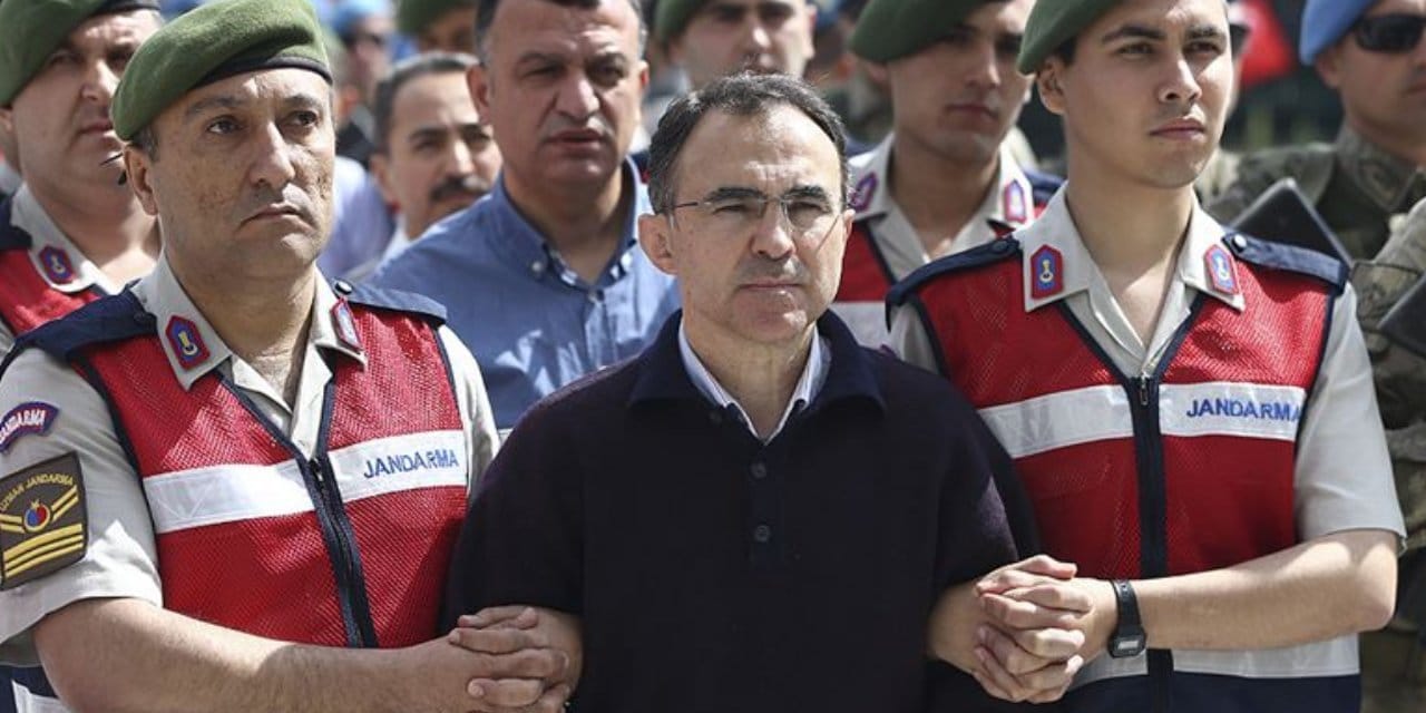 15 Temmuz'un kilit ismi konuştu: Generaller fişlendi, şantaja maruz kaldı