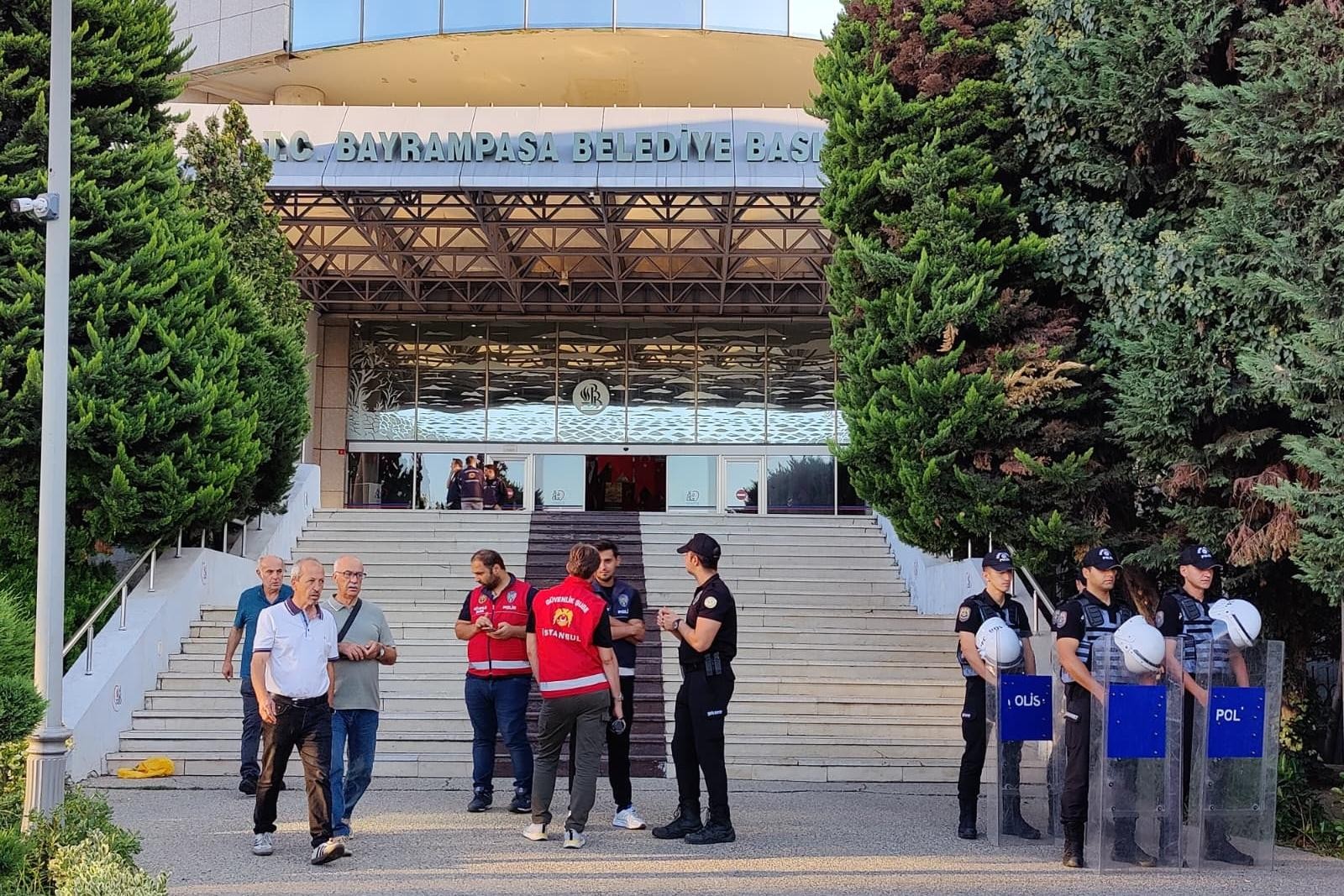 Bayrampaşa Belediyesi'ne operasyon: Yönetim Kurulu Başkanı Selim Mataracı tutuklandı