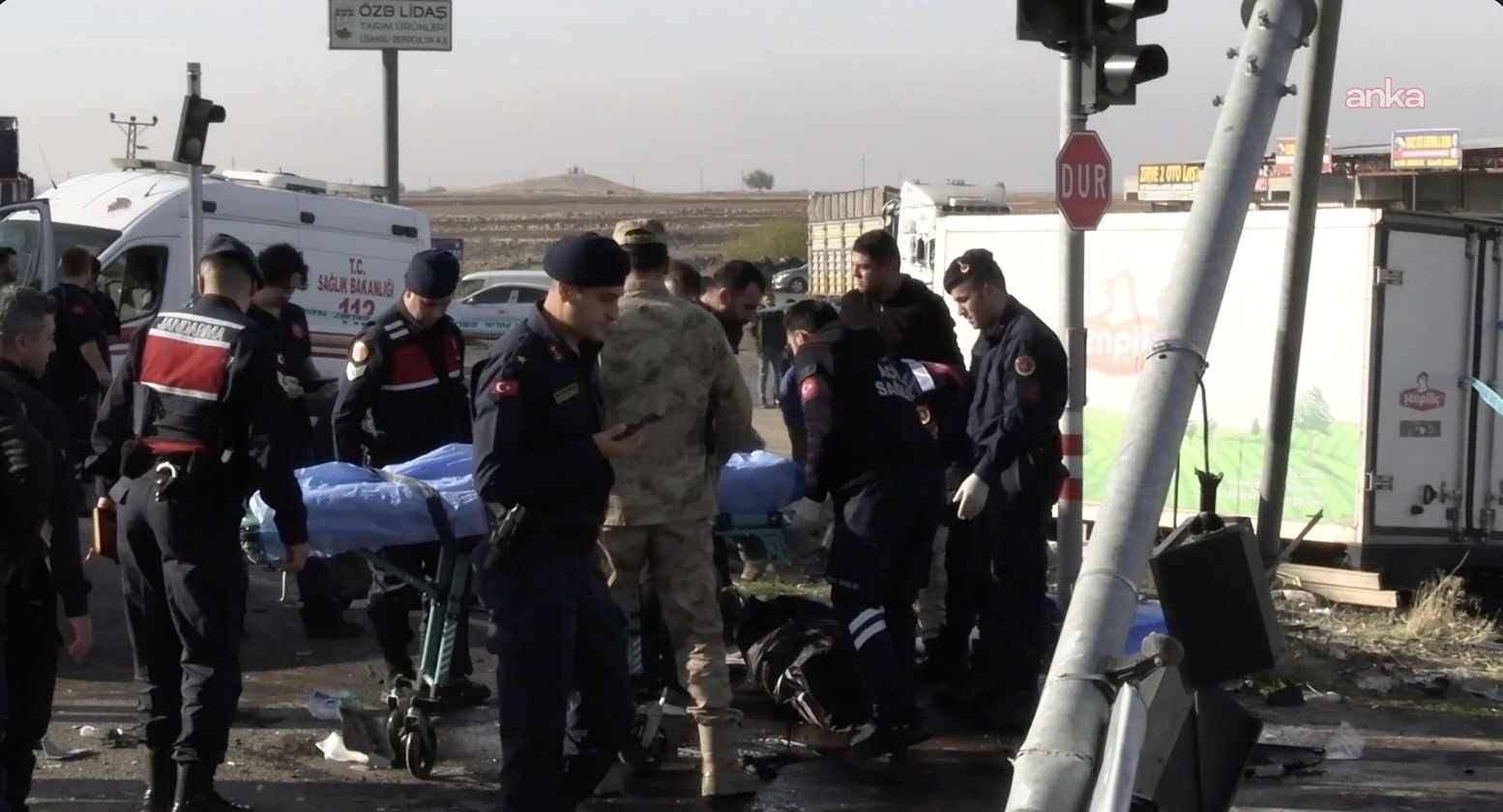 Diyarbakır’da korkunç TIR kazası: 2 ölü, 3 yaralı