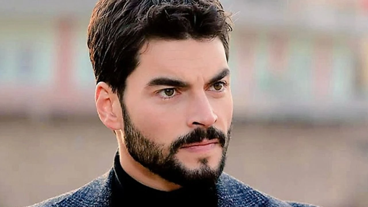 Ünlü oyuncu Akın Akınözü'den Oyuncular Sendikası'na 'yapay zekâ' tepkisi