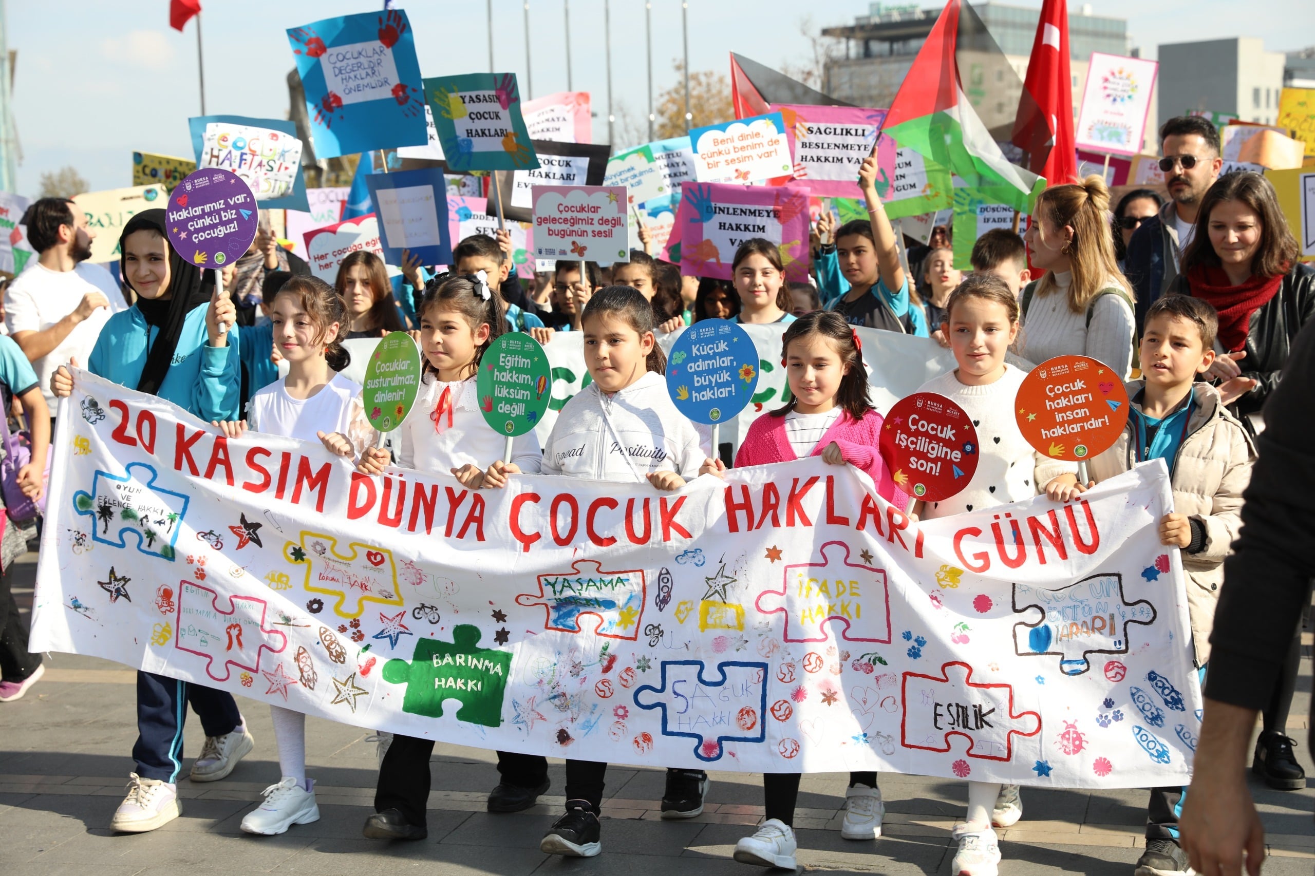 Bursa Büyükşehir’den 'Çocuk Hakları Festivali'