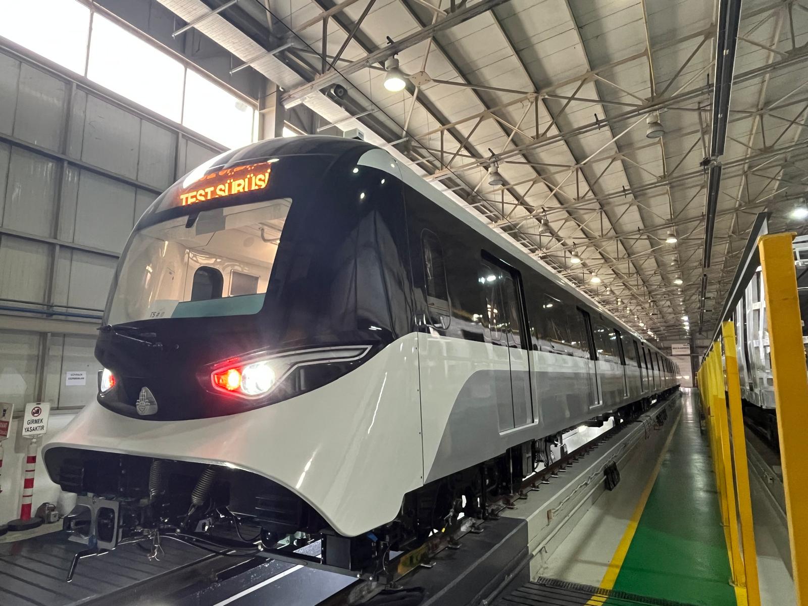 Metroda 4 milyon yolcu eşiği aşıldı