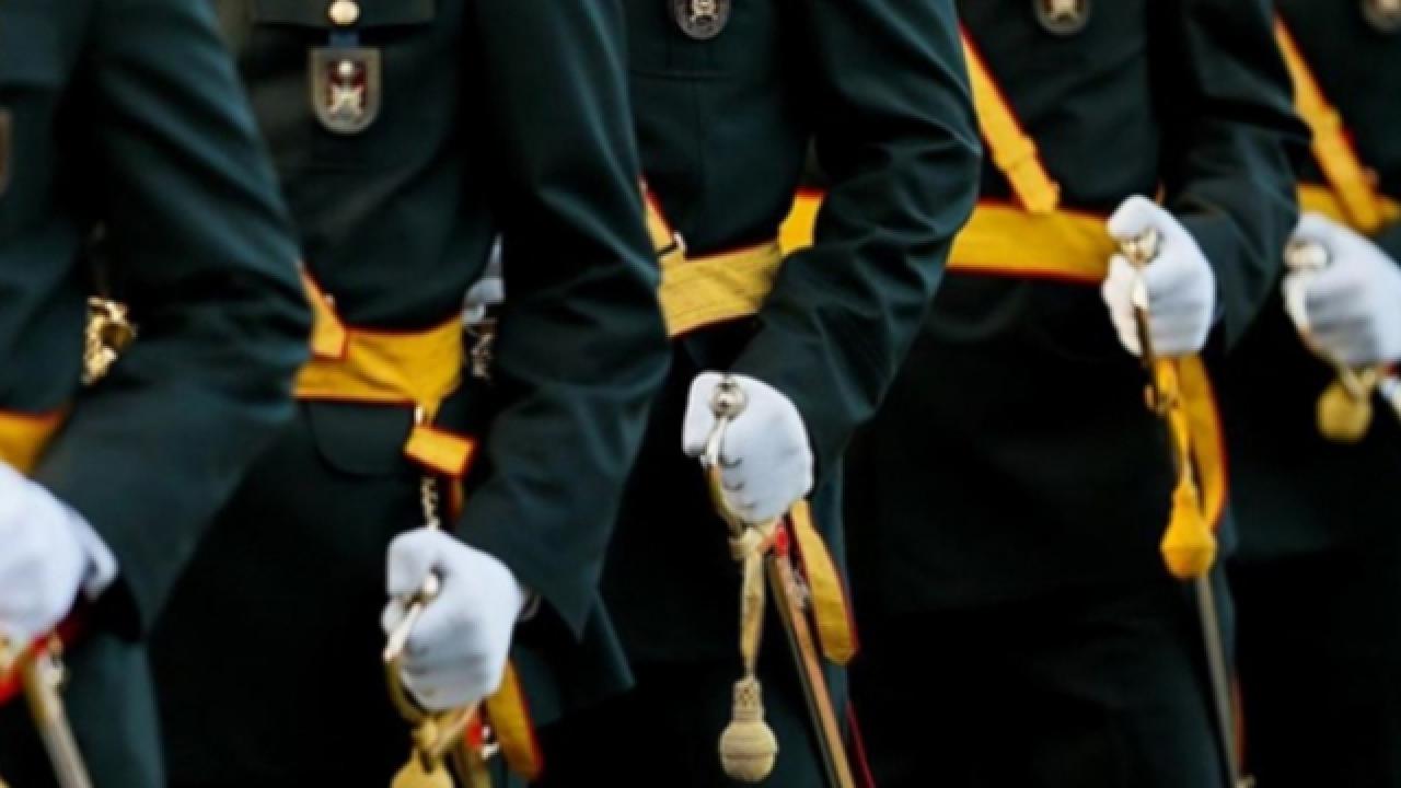 TSK’da 239 subayla yapılan anketin sonuçları