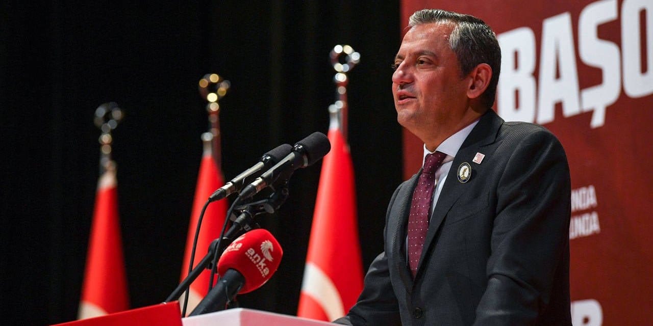 CHP lideri Özel’den Öğretmenler Günü mesajı: O günler çok yakın