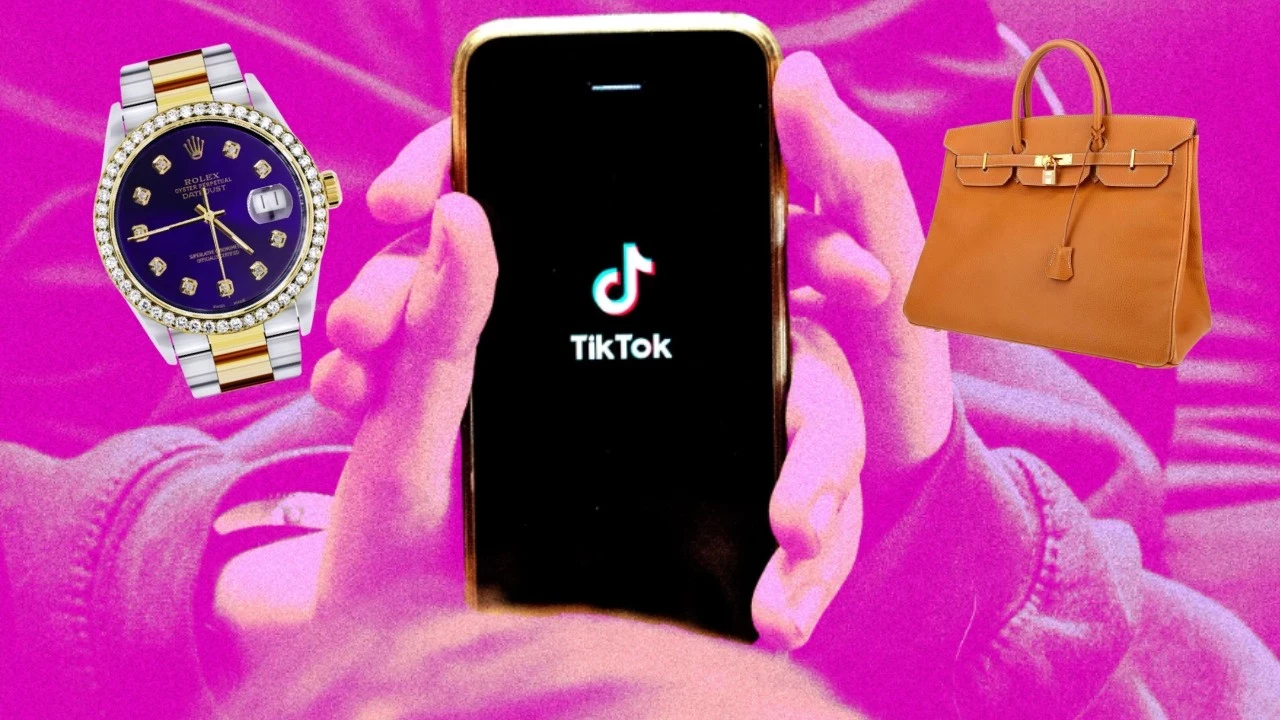 TikTok lüks pazarına girdi: Canlı müzayedelerde 30 bin dolarlık ürünler satılıyor