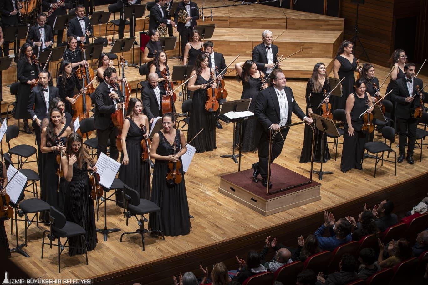 İzmir’de klasik müzikle unutulmaz bir gece