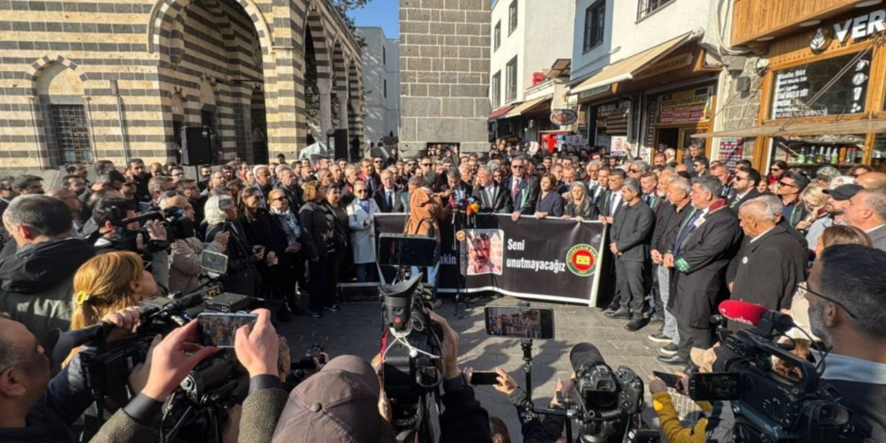 Tahir Elçi, katledilişinin 10.yıl dönümünde anıldı