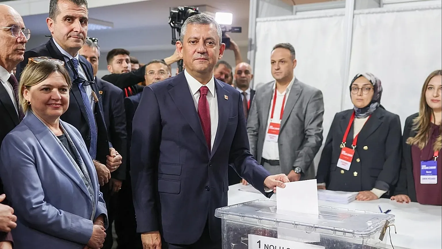 İşte CHP lideri Özgür Özel’in anahtar listesi