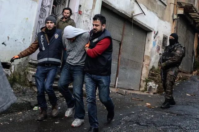 Çarpıcı araştırma: AKP'nin kazandığı ilçelerde çeteleşme faaliyeti artıyor