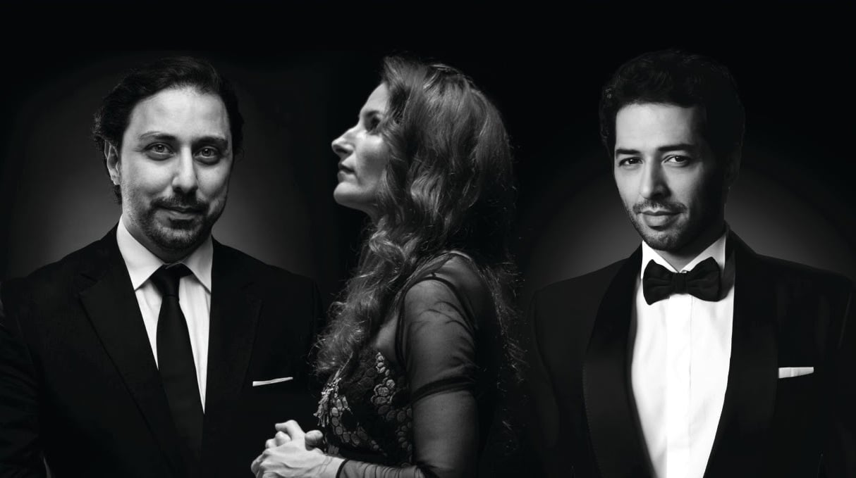 ENKA Sanat’ta sahne hem tiyatro hem şiirle ısınıyor