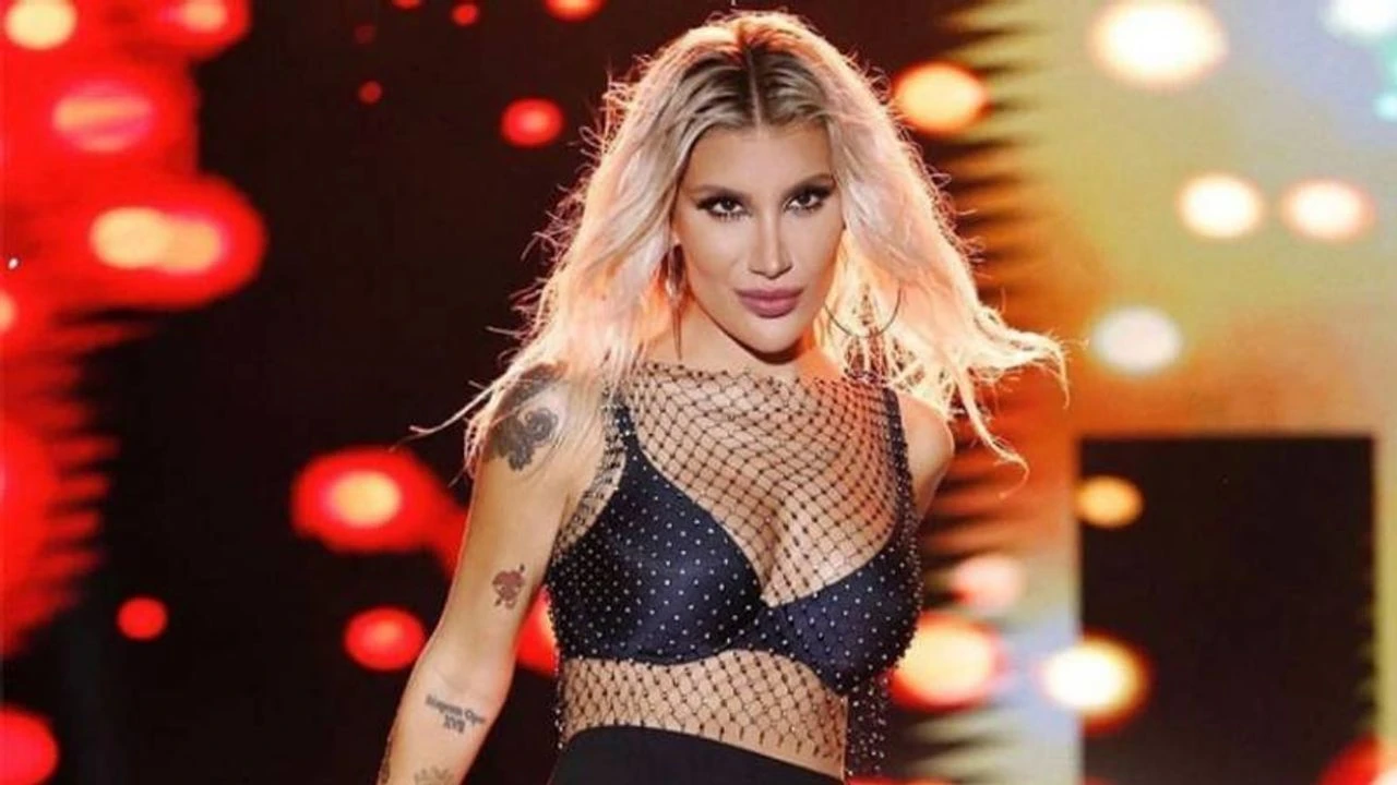 İrem Derici'den samimi itiraf: "Köpek gibi istiyorum şu an"