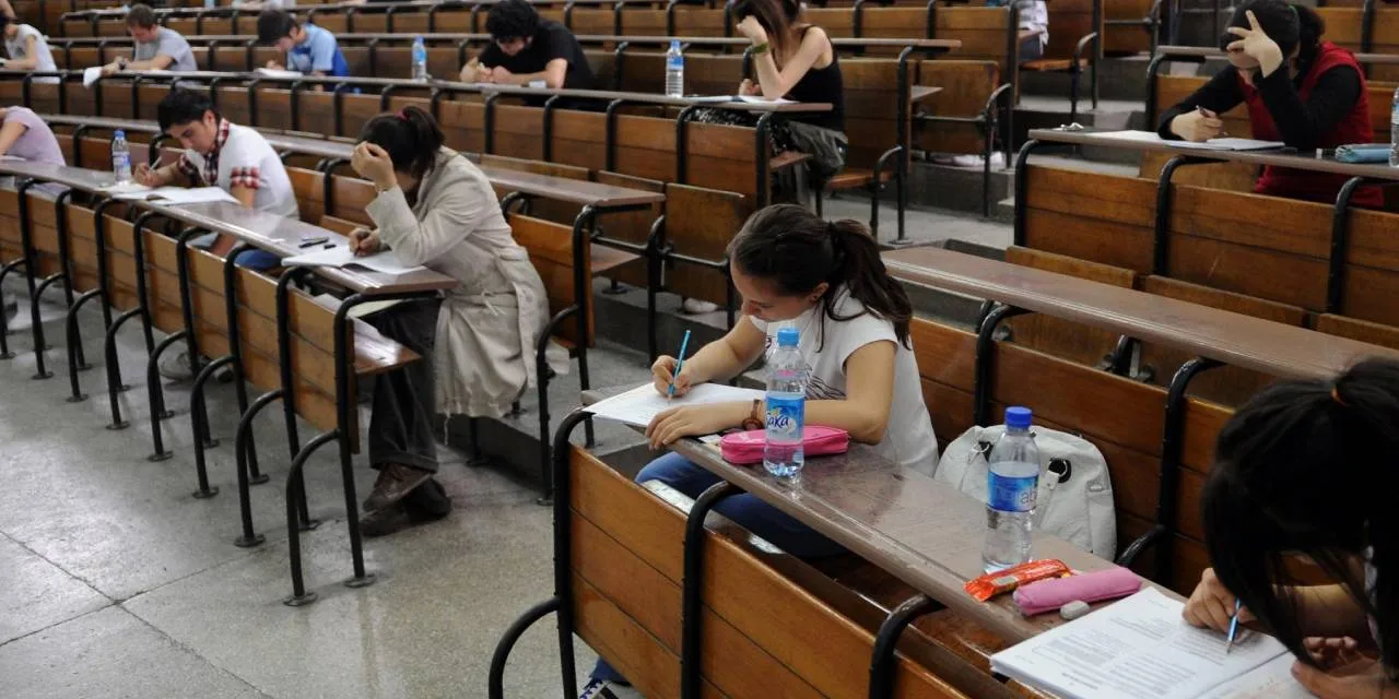 Üniversitelerde yeni yoklama dönemi