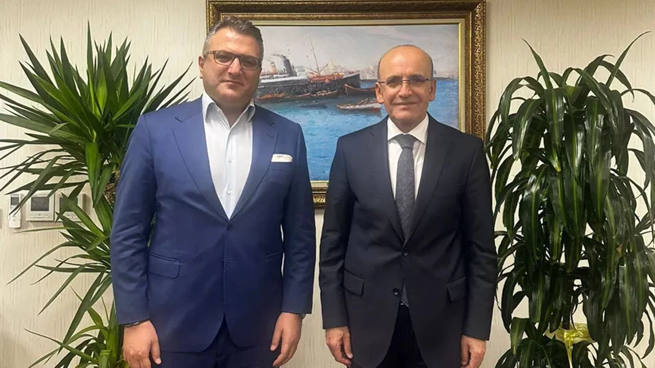 Cem Küçük'ten iktidara eleştiri: Sokağa çıkıp emekliye ne diyeceksiniz?