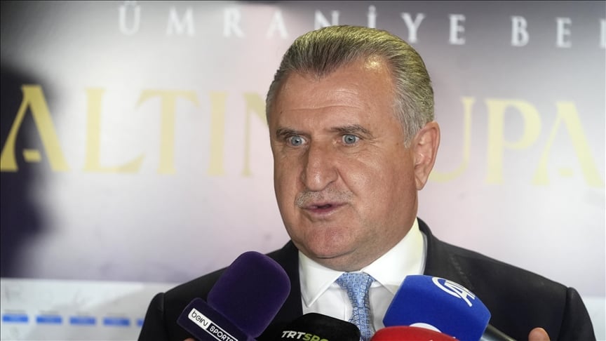 Gençlik ve Spor Bakanı Aşkın Bak'tan Ronaldo'lu ailenin önemi konuşması