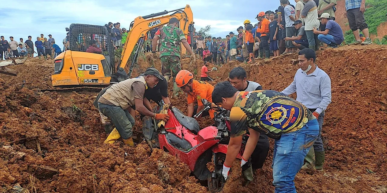 Sri Lanka'da bilanço ağırlaşıyor! Can kaybı 627'ye yükseldi