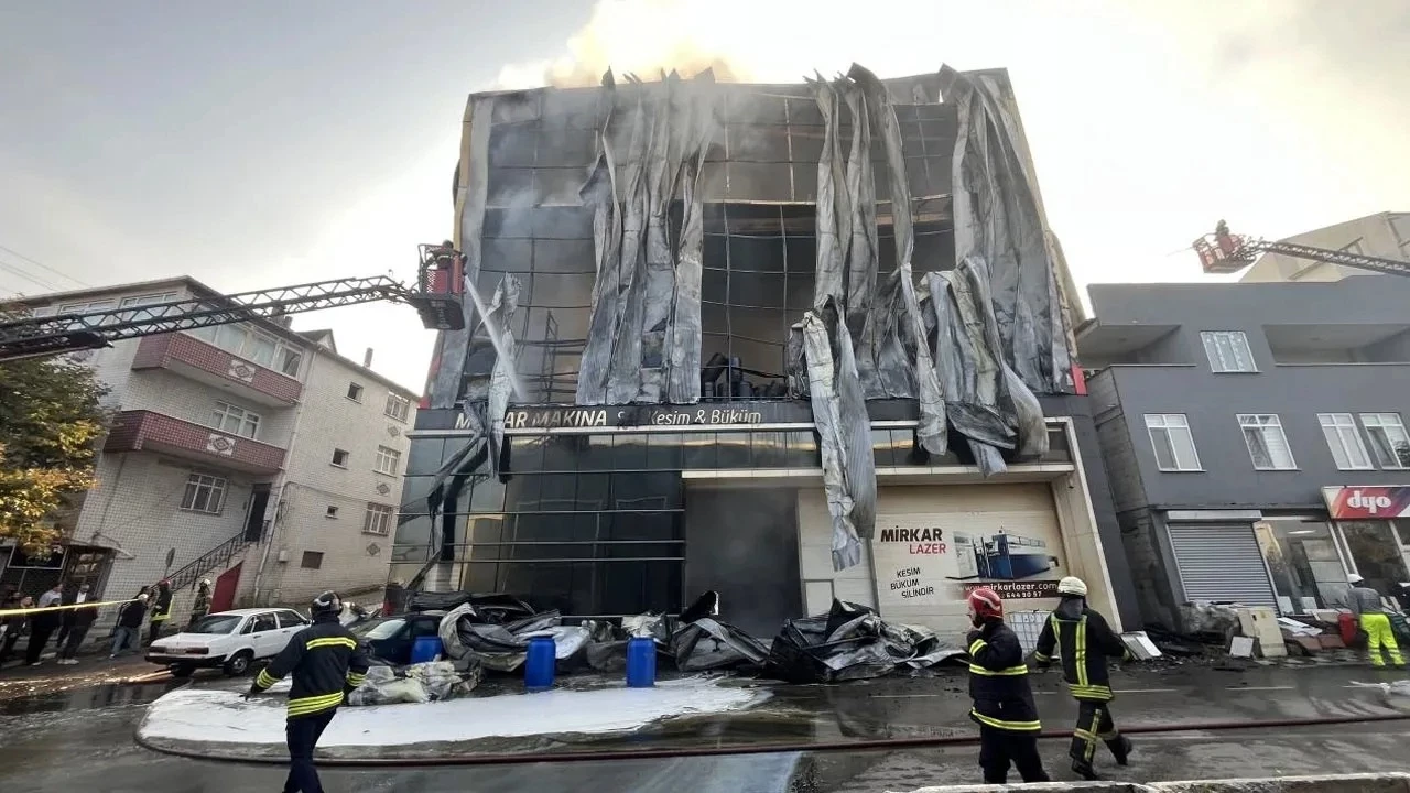 Dilovası'ndaki faciaya ilişkin bilirkişi raporu: Ruhsatsız ve yıkım kararı var belediye nasıl sadece tali kusurlu olur?