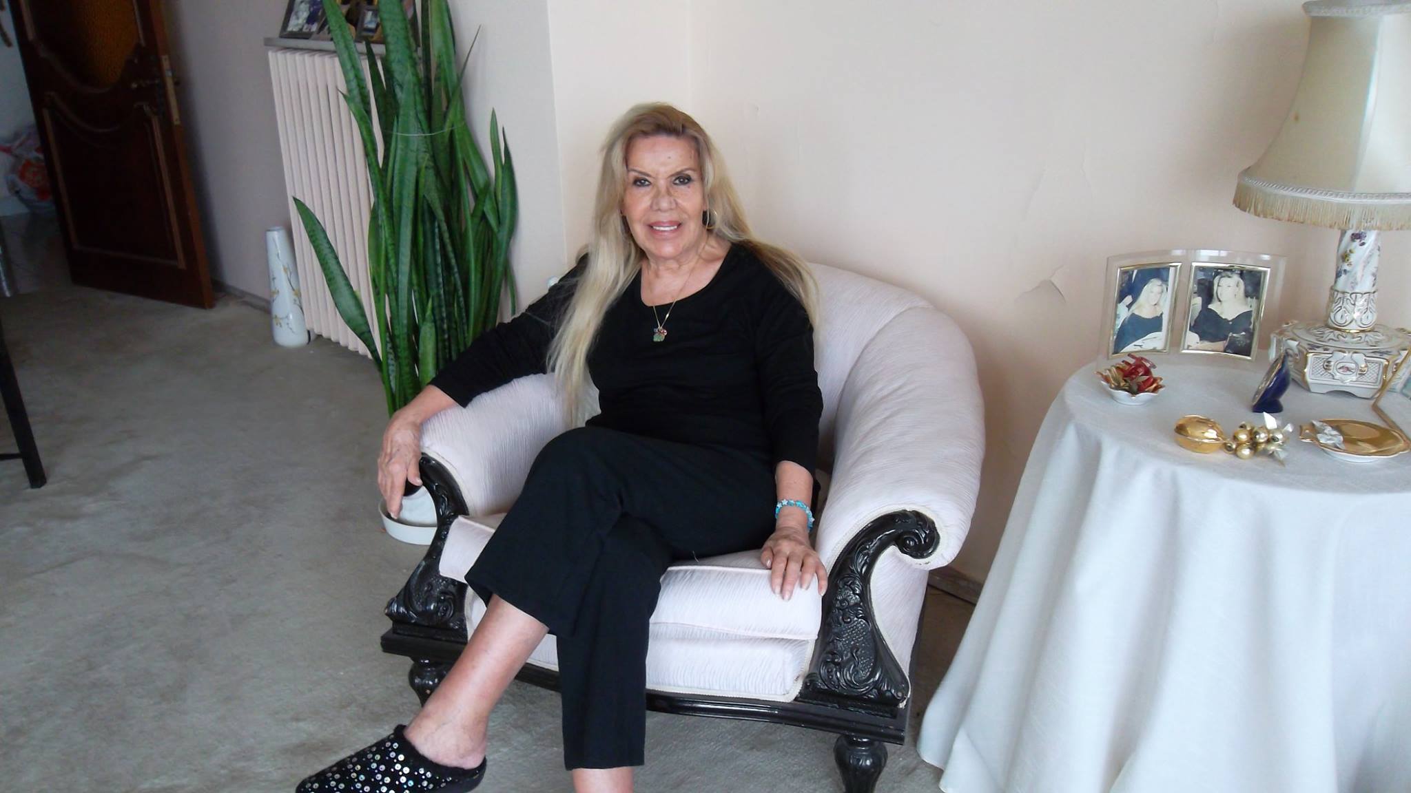 Usta sanatçı Nihal Köknar hayatını kaybetti