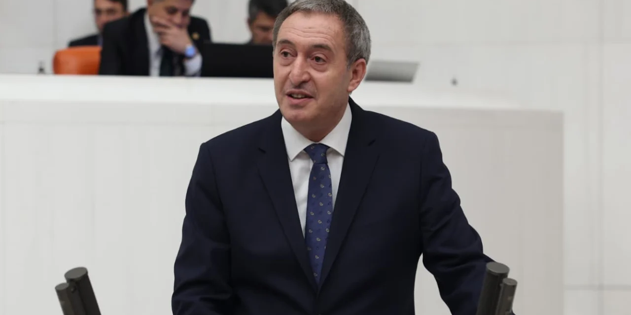 Tuncer Bakırhan'dan 'üniter devlet' çıkışı: 'Yerel demokrasiyi kabul eden Mustafa Kemal...'