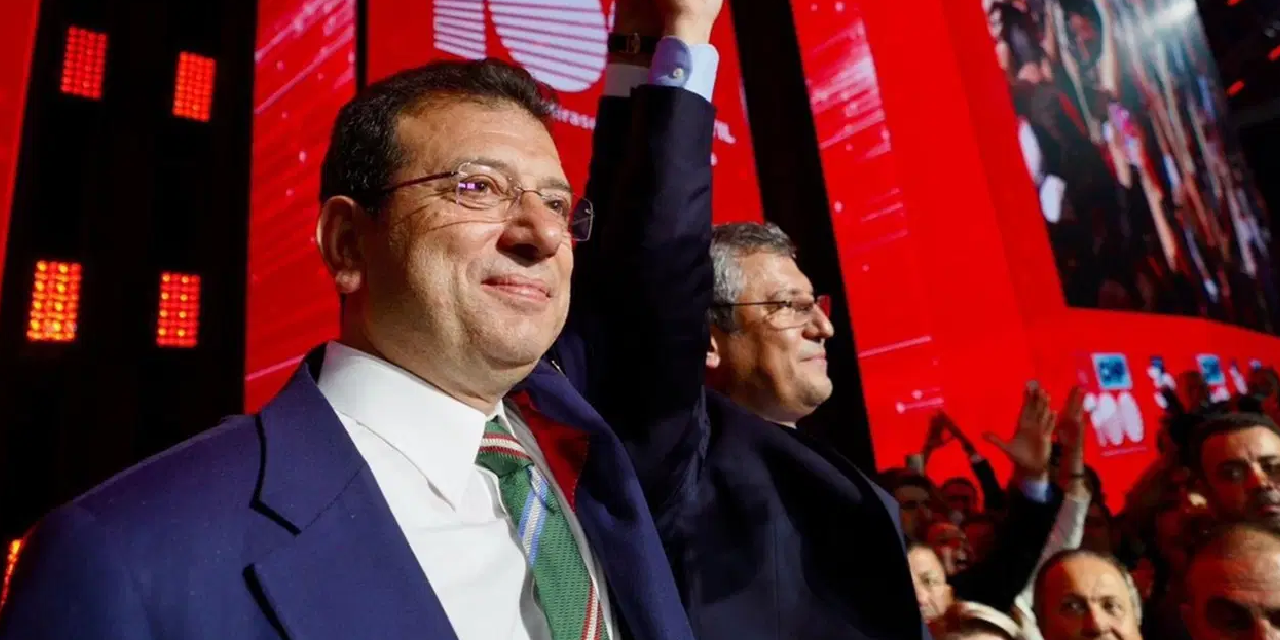 İmamoğlu'na İnsan Hakları Ödülü: Özel'den direniş çağrısı: 'Evde oturmayın, mücadeleye katılın'