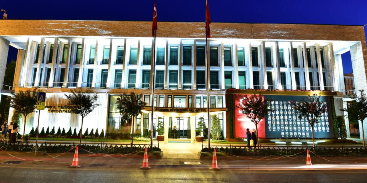 İBB 580 milyon dolarlık Eurobond borcunu ödedi