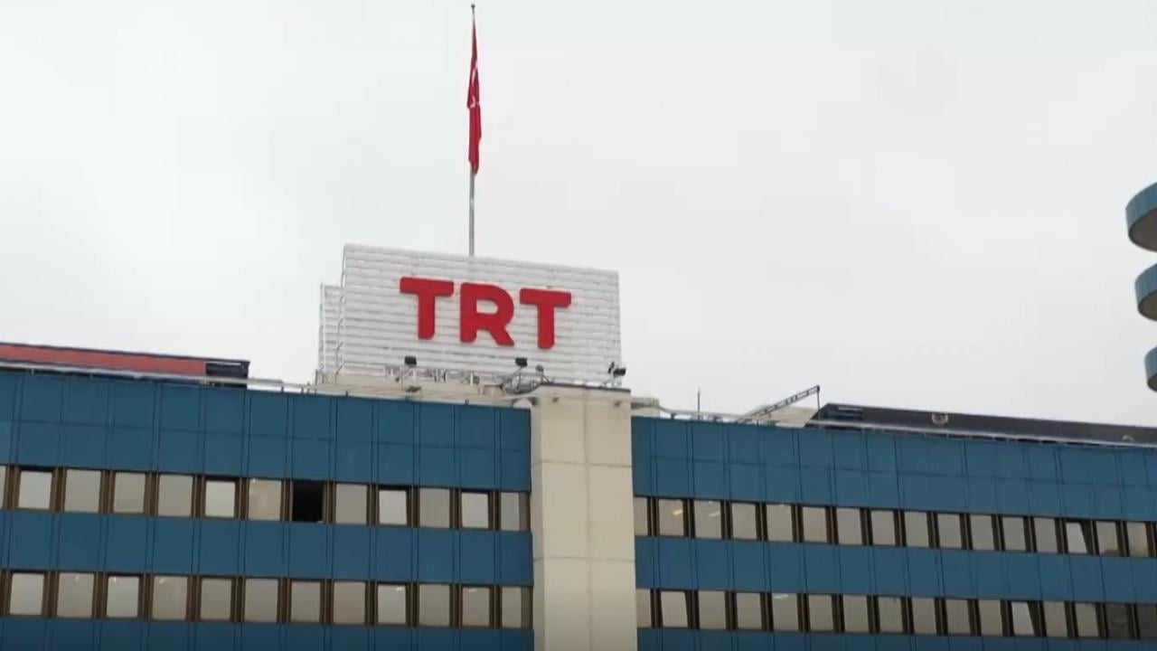 TRT Muhabiri Elif Akkuş TRT'den 3. kez işten çıkartıldı: TRT mahkeme kararlarını dinlemiyor