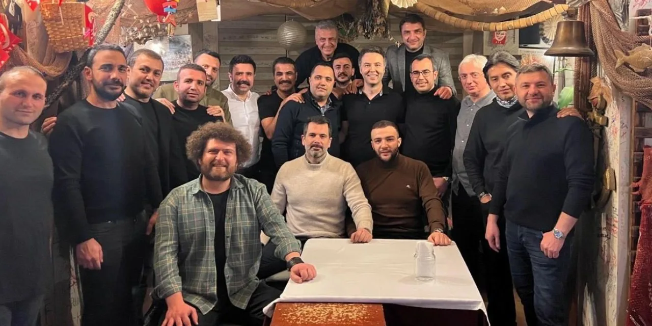 İktidara yakın gazeteci yazdı: Mehmet Akif Ersoy operasyonunu Susurluk'a benzetti