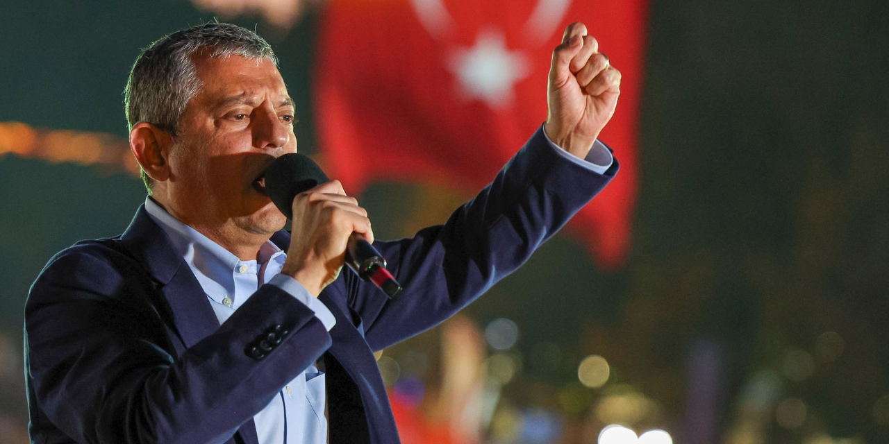 Özgür Özel'in ve 7 milletvekilinin dokunulmazlık dosyası TBMM'ye sevk edildi