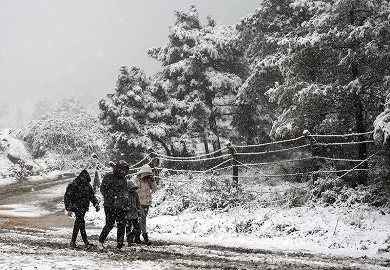 Meteoroloji'den 5 il için sarı kodlu alarm: Kar, yağmur ve fırtına!
