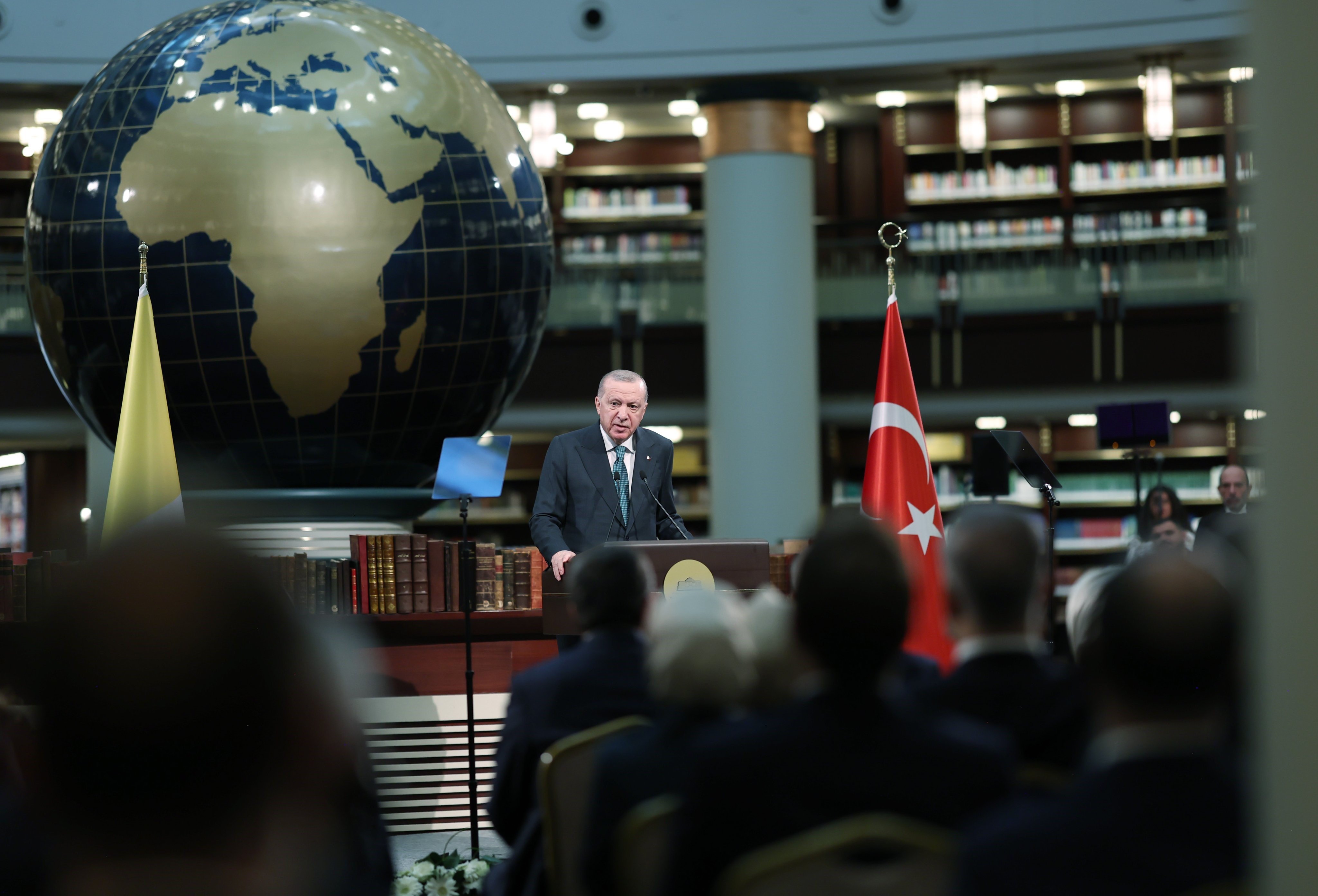 “Biz yeni bir devlet kuruyoruz. Kurucusu Tayyip Erdoğan’dır.!”