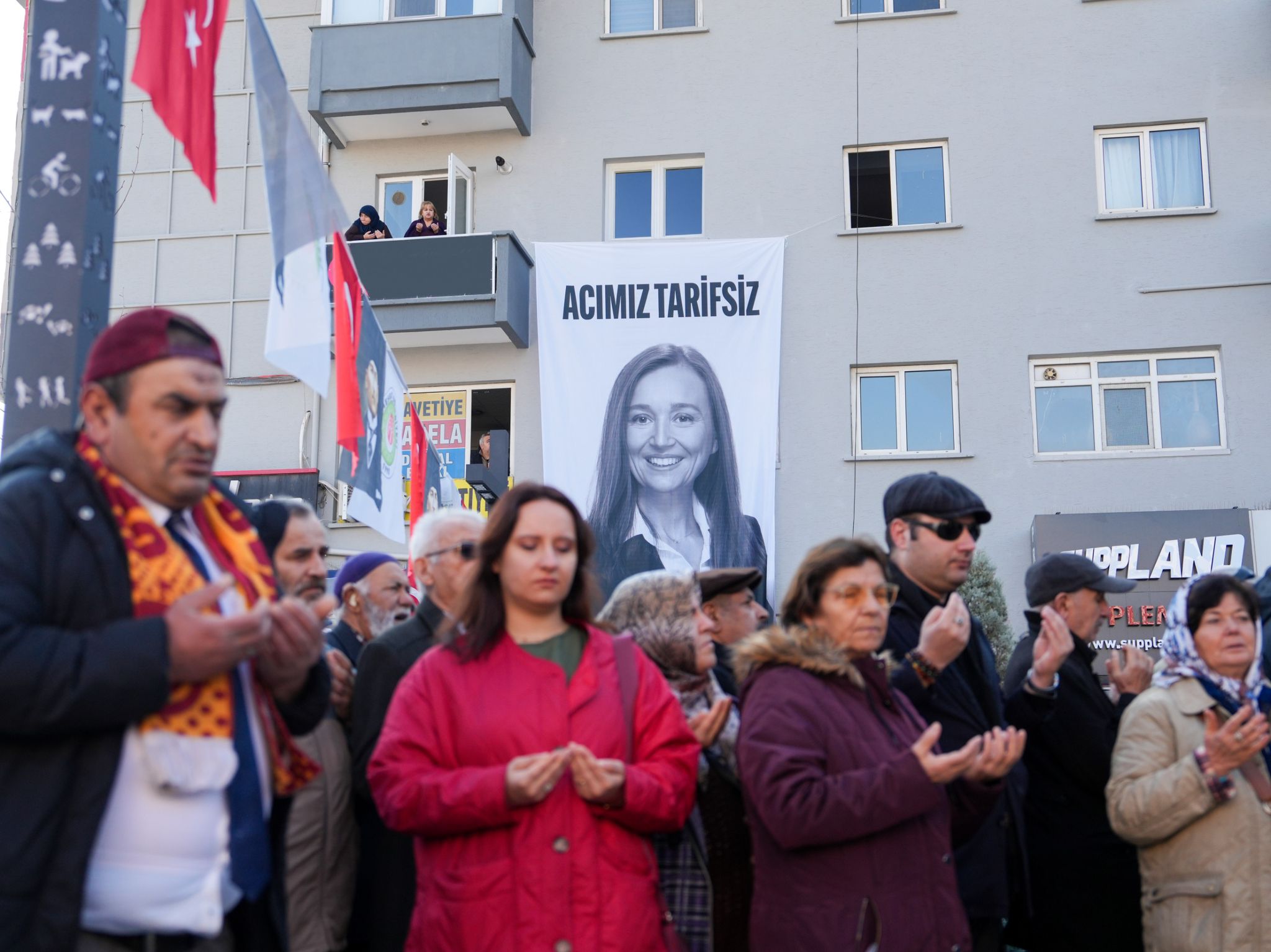 Gülşah Durbay’ın anısına Ahi-Kent Lokantası’nda lokma dağıtıldı