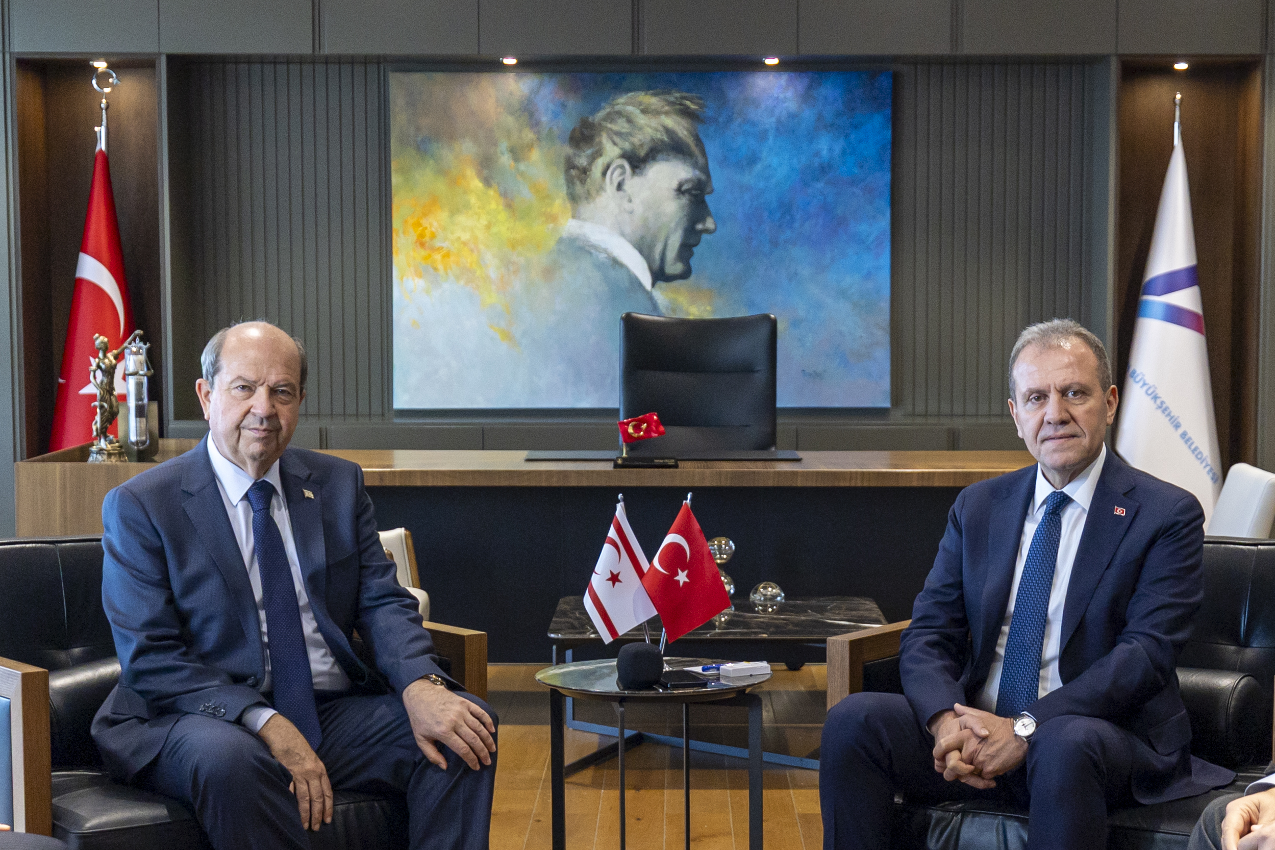 Tatar’dan Seçer’e ziyaret: “Kıbrıs davasını siyaset üstü görüyoruz”