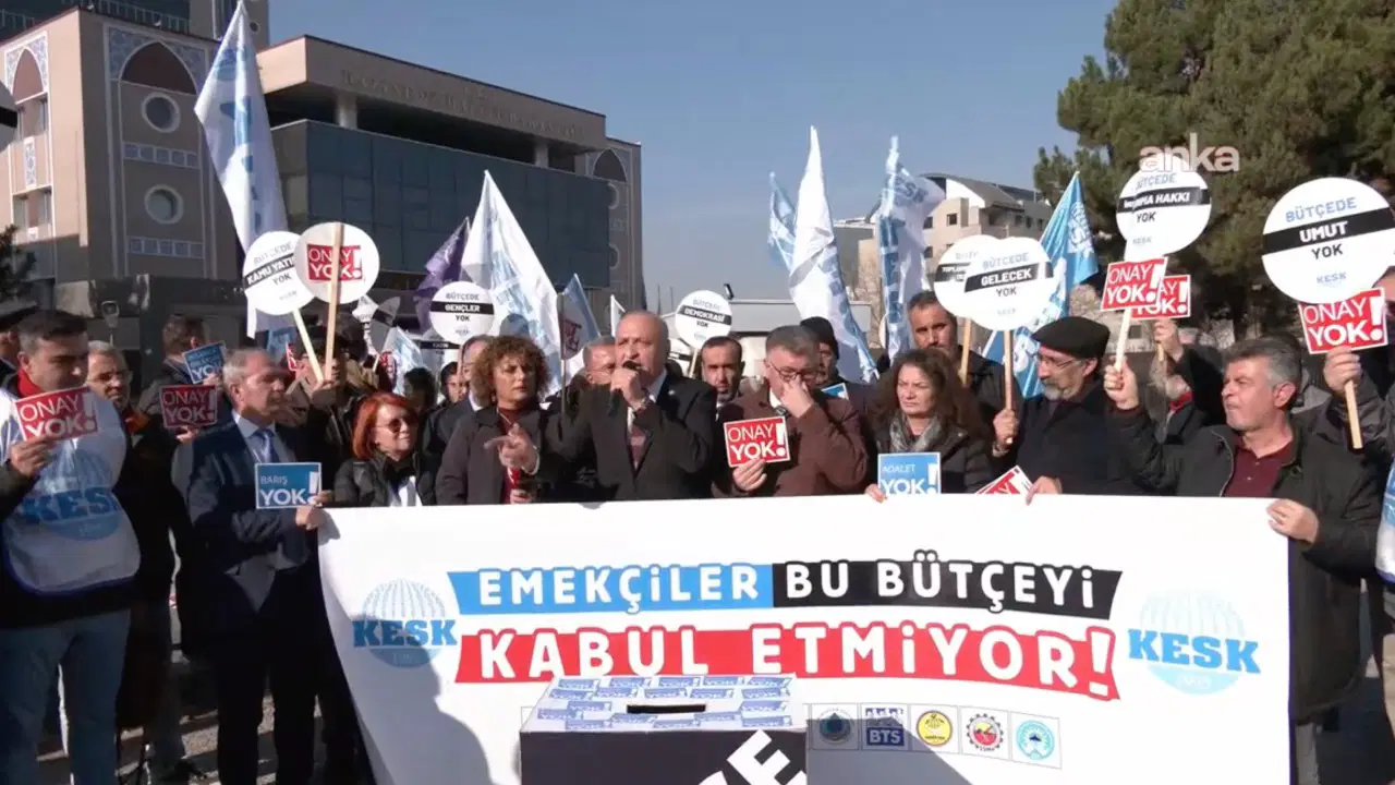 KESK'in Meclis önünde yapmak istediği 'bütçe' açıklamasına polis engeli