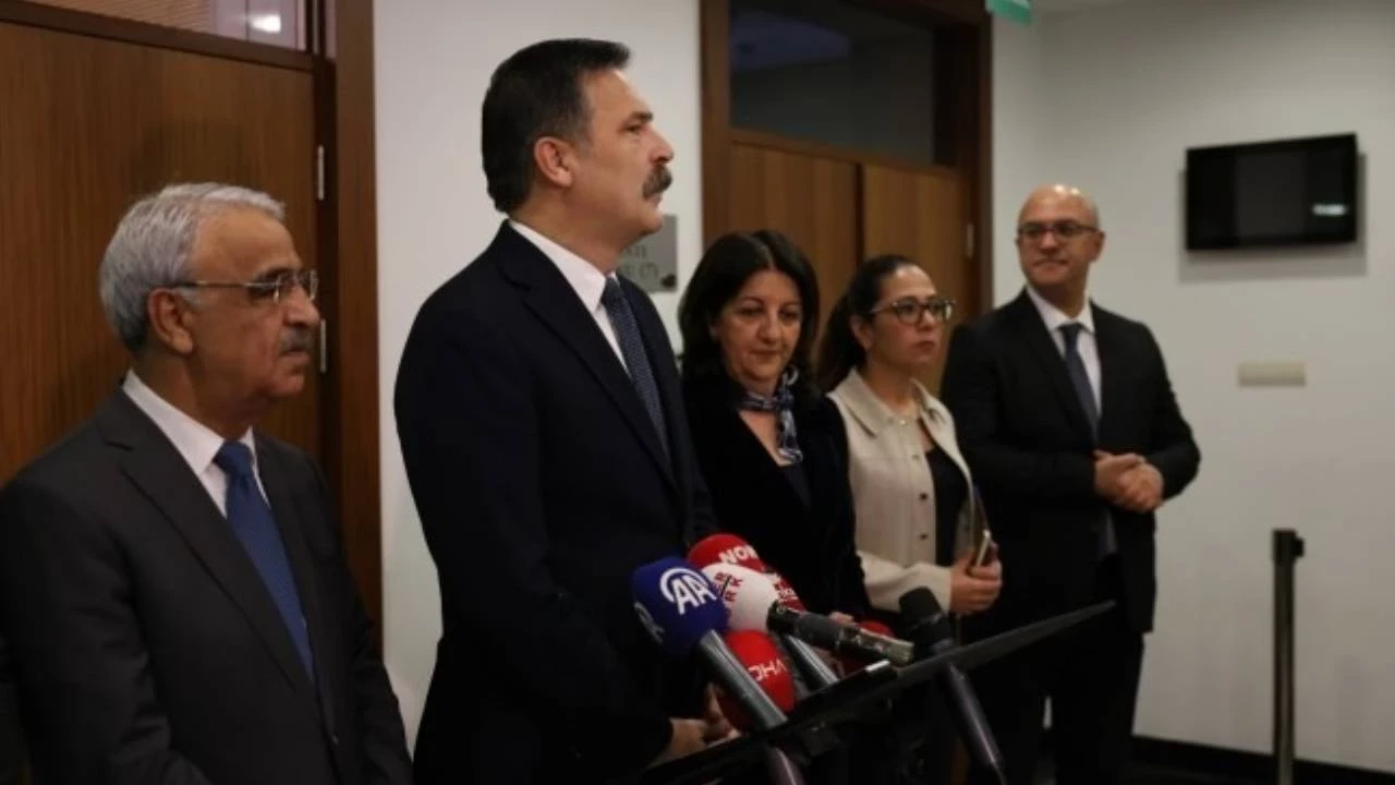 DEM Parti İmralı Heyeti, TİP'i TBMM'de ziyaret etti