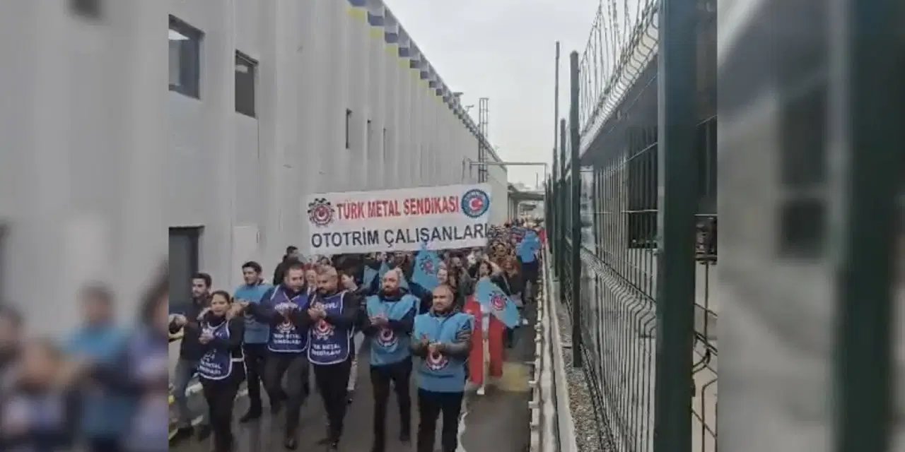 Bursa'da metal işçileri ayaklandı!  Ototrim'de TİS eylemi: Biz hakkımızı istedik, onlar haklarımıza göz dikti